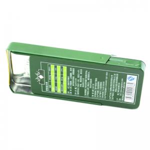 Kleine rechthoekige blikken doos voor pepermuntjes, gezondheidsproducten