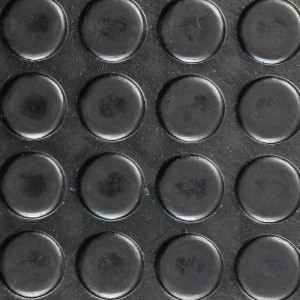 Brandwerende matte rubberen matrol met ronde stippen voor het ziekenhuis