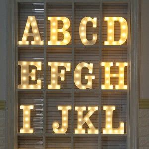 Alfabet Letterlichten LED Oplichten Wit Plastic Letters Staand Hangend A-M \u0026