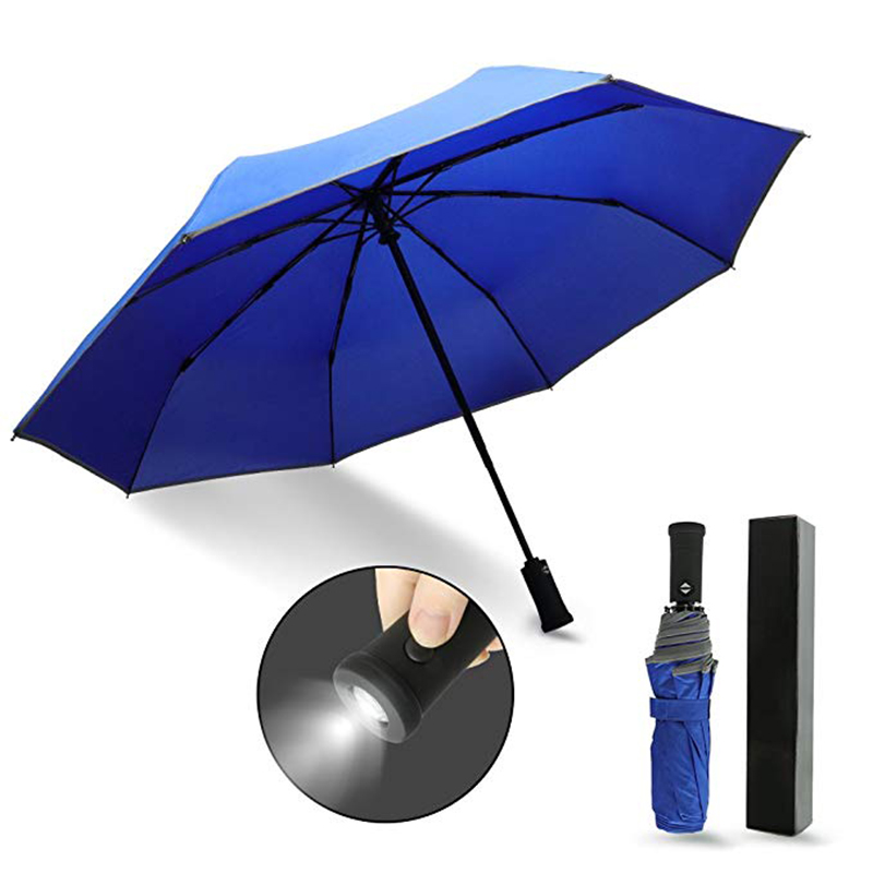 Uitvouwbare paraplu voor automatisch openen en automatisch sluiten 3 vouwbaar met zaklamp