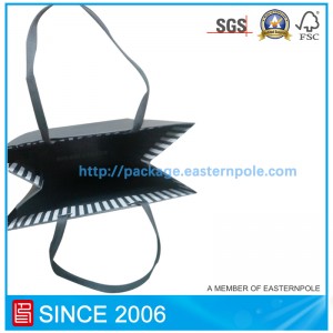 Luxe papieren tas voor beroemd merk