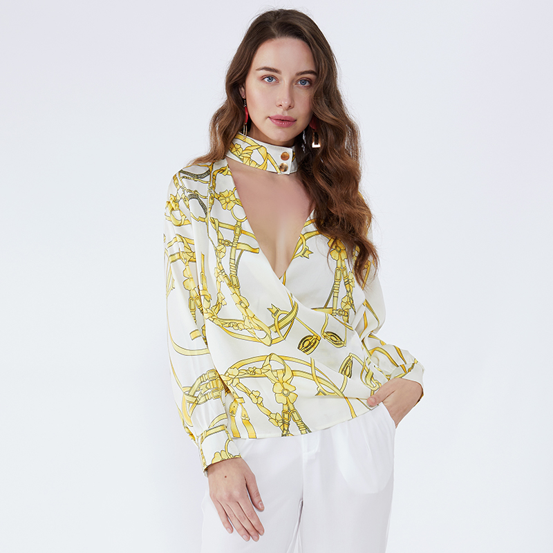 KLEDING VOOR DAMES FABRIEK BOSS GEEFT HAAR ADVIES, MOETEN NIEUWE KLEDING VOOR HUN EERSTE DRAGEN WORDEN GEWASSEN?