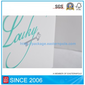 Gerecycled materiaal papieren zak voor kleding