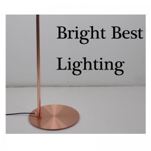 Staande lamp met instelfunctie en vlakke voet
