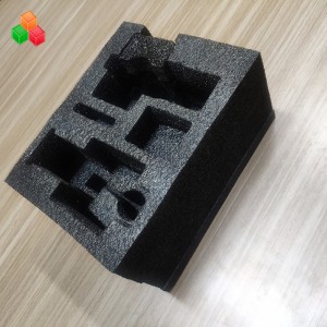 hoogwaardig op maat gesneden matrijs gestanst pak epe binnenschuim schokbestendig kleurrijk epe schuim inzet voor verpakkingsmateriaal voor wijnflessen