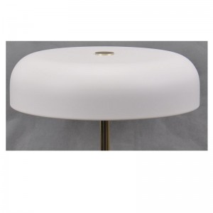 LED-tafellamp met marmeren voet en metalen kap