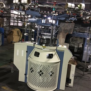 kleine diameter lichaamsgrootte naadloze rondbreimachine