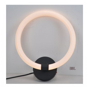led wandlamp met acrylronde ring