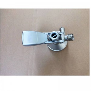 Koppel van type F met gasontladingsklep