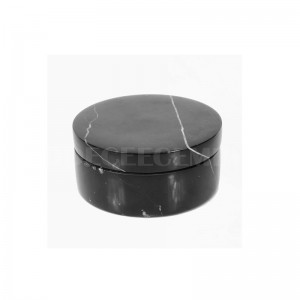 Zoutkelder van zwart marmer