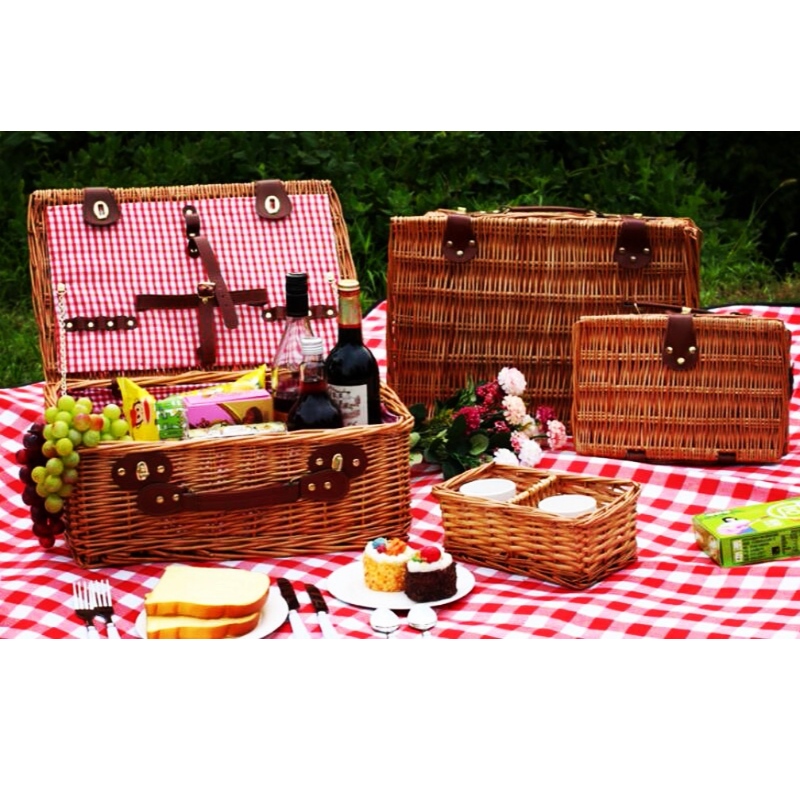 Willow Picnic Basket