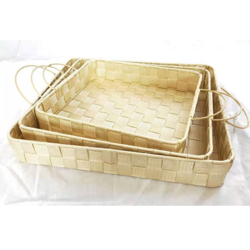 Stoffen mand met handvatten