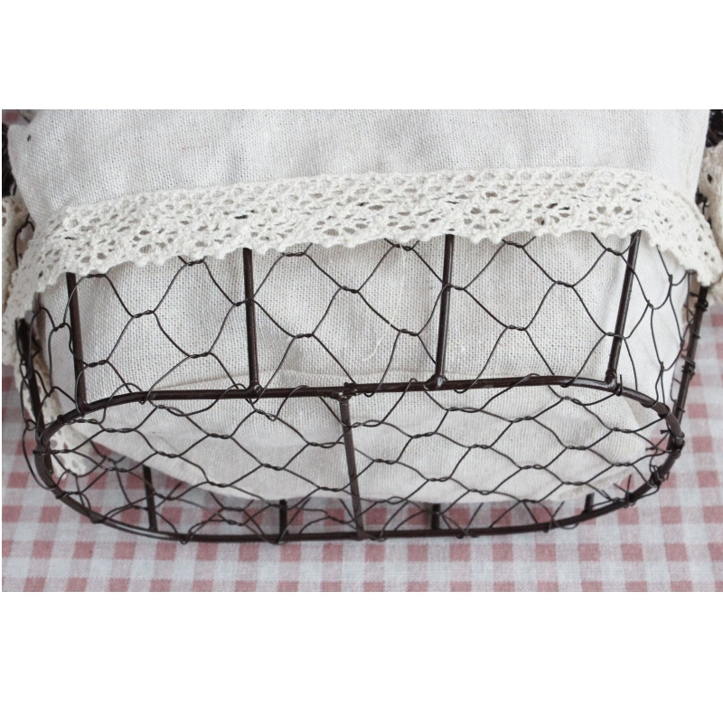 Bloemenmand voor de bruiloft