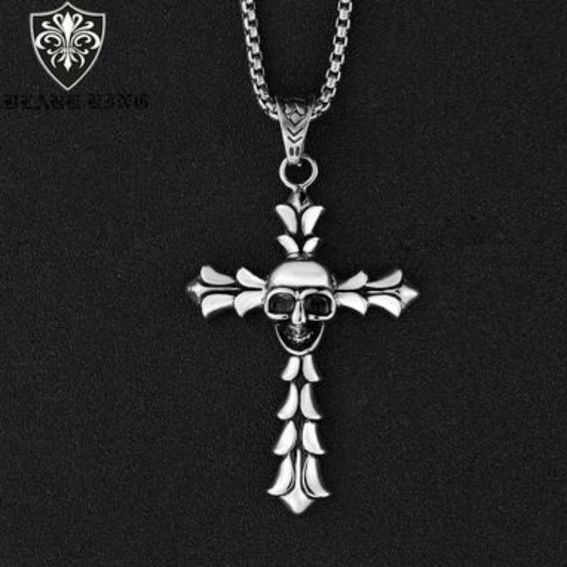 Europese en Amerikaanse accessoires groothandel Europese en Amerikaanse retrogotische mannen's Stainkless Steel Skull Pendant Fashion Cross Skull Pendant