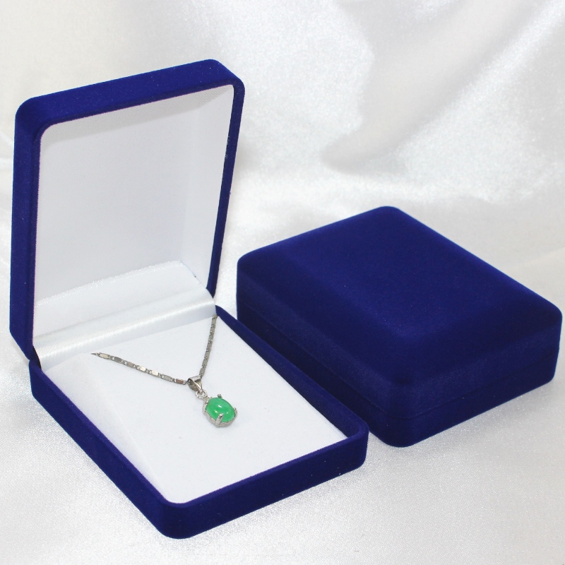 Artikel D-22B ronde vorm fluwelen doos voor munt, ketting en badge, mm. 70 * 90 * 30, weegt ongeveer 60 g