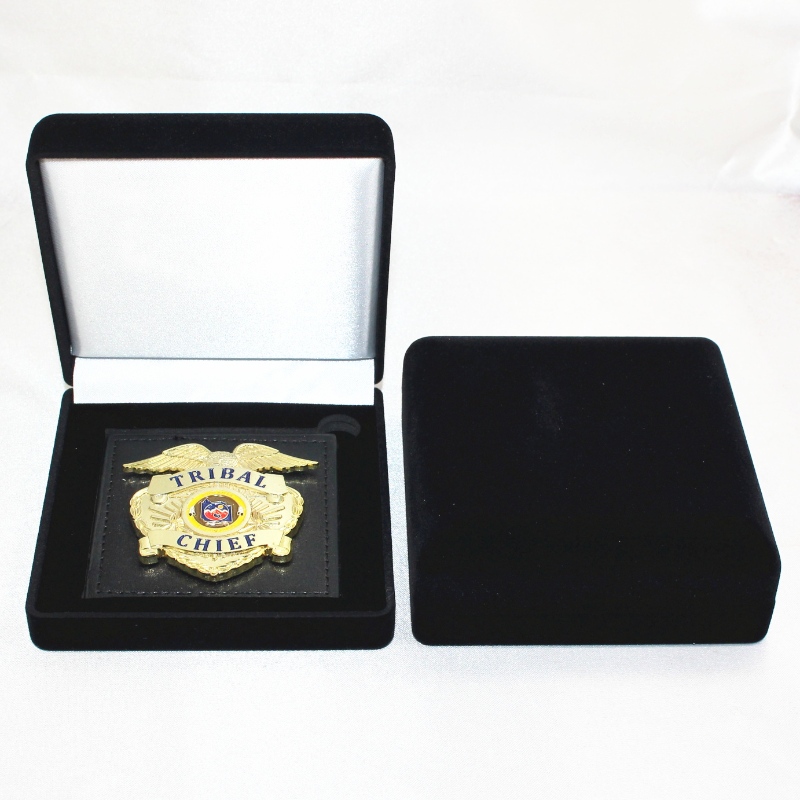 Artikel D-33L ronde vorm fluwelen doos voor munt, medaille en insigne, mm. 100 * 100 * 39 mm, weegt ongeveer 96 g