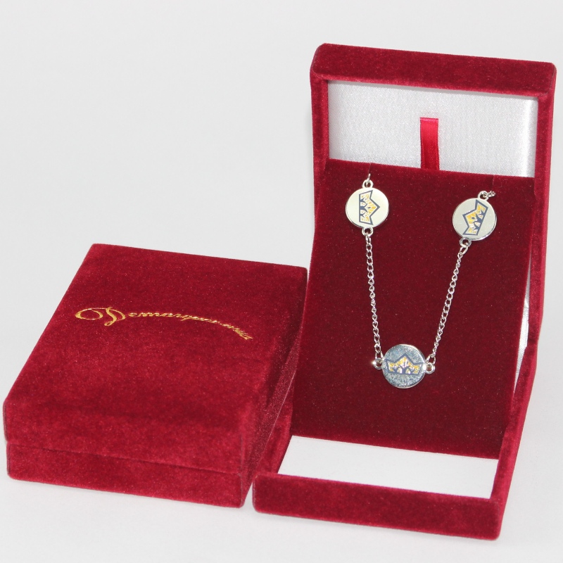 Artikel V-17L vierkante PU lederen box voor 65 * 90 mm medaille, badge, munt etc. mm. 80 * 110 * 34, weegt ongeveer 90 g