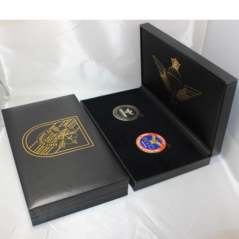 Item V-21 rechthoekige PU leren doos voor 90*120 mm medaille, munt ^ badge, etc. mm.234*140*40, gewichten over 325g