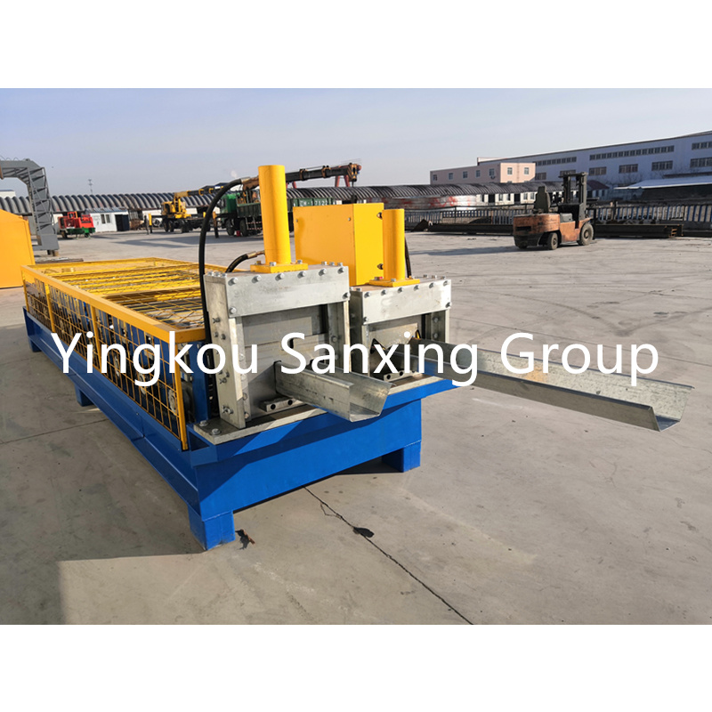 Naadloze Dome Roofing Fan-shapped Panel Machine