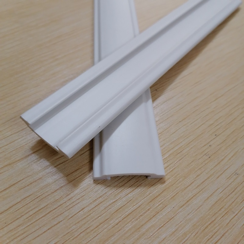 hoogwaardige vlamvertragende pvc-u-kanaalprofiel-extrusie voor raamgordijn