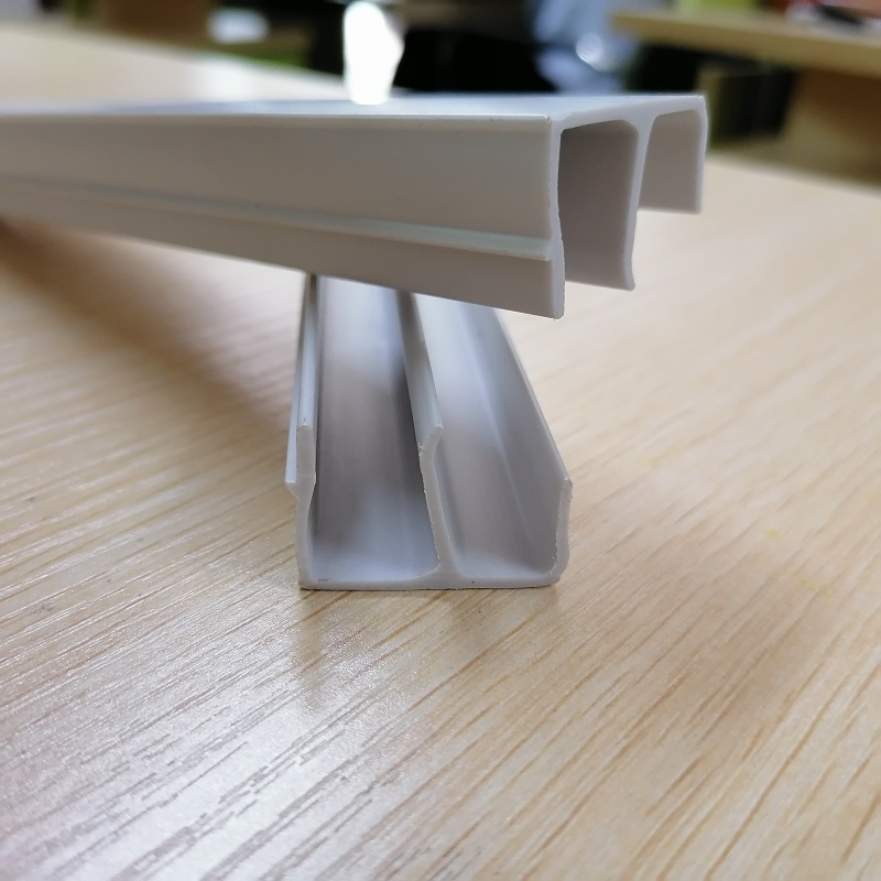 PVC E-vormige profielpvc-kanaalafwerking pvc-kanaalfabrikant in China