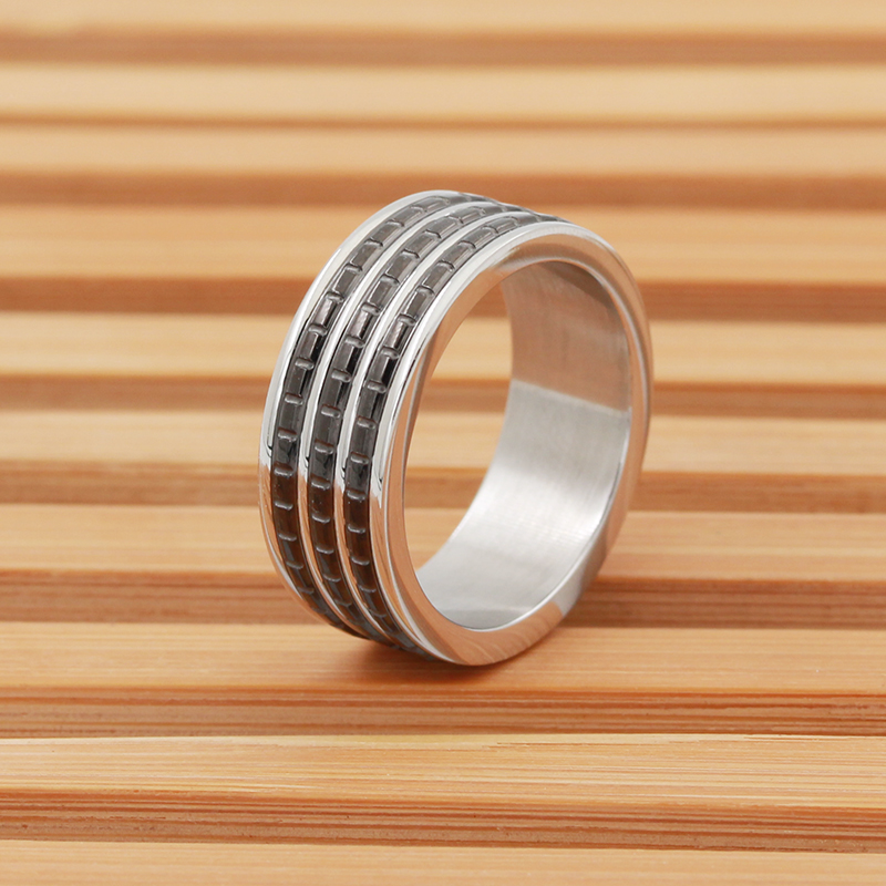 Tweekleurige zwart vergulde herenring