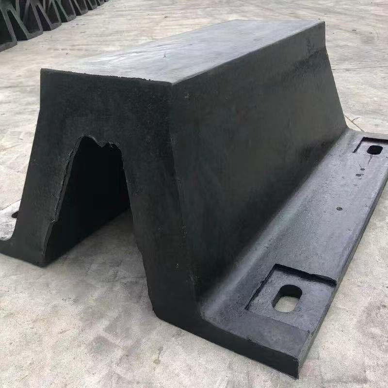 Superboog zeerubber bumper, massief spatbord