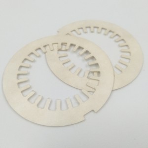 Een groot aantal op maat gemaakt NOMEX-isolatiepapier T410 wit aramidepapier hoge temperatuur en vuurvast isolatiepapier