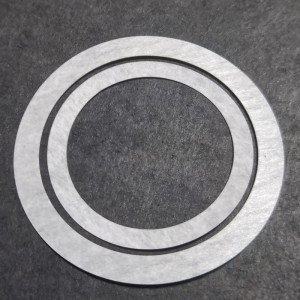 Vlamvertragend en scheurvast isolatiepapier Wit DMD aramidepapier Hoge temperatuur rond isolatiepapier aangepaste verwerking 0,15 mm