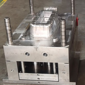 Aangepaste productie CNC verspanen injectie klap siliconen spuitgietmatrijs vormdelen voertuig schimmelstaal