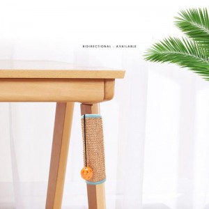 Tafel en stoel kunnen worden bevestigd met kattenkussen