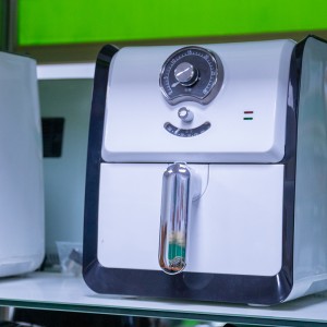 Automatische luchtfrituur multifunctionele lucht friteuse De lucht friteuse frietjes machine de oven de lucht friteuse Volautomatische intelligente huishoudelijke apparaten Volautomatische intelligente huishoudelijke apparaten