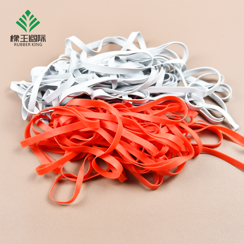 De rubberen band fabrikant produceert en verkooptnatuurlijke badpak elastische band ondergoed riem, zwembril accessoires