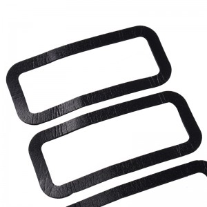 Vlamvertragende PE waterdichte schuim vierkant zwart schuim 30 ~ 45 graden compressie xpe waterdicht schuim