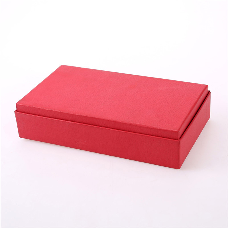 Rode papieren doos met deksel
