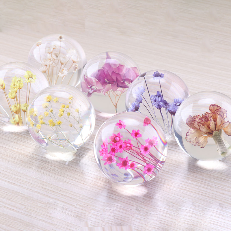 Aangepaste 3D 7cm 8 cm 9cm hars orb Natuurlijke bloemplant Real Dandelion Paperweight for Christmas Gifts Crystal Glass Home Decor