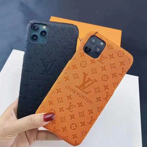 Geschikt voor Apple iPhone13 Pro Mobile Phone Case, volledig verpakt met anti -vallende en anti -krassende beschermend leer met de hand