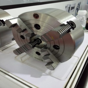 Drie-Jaw Chuck Four-Jaw Chuck Four Jaw Chuck Three-Jaw Hydraulic Chuck