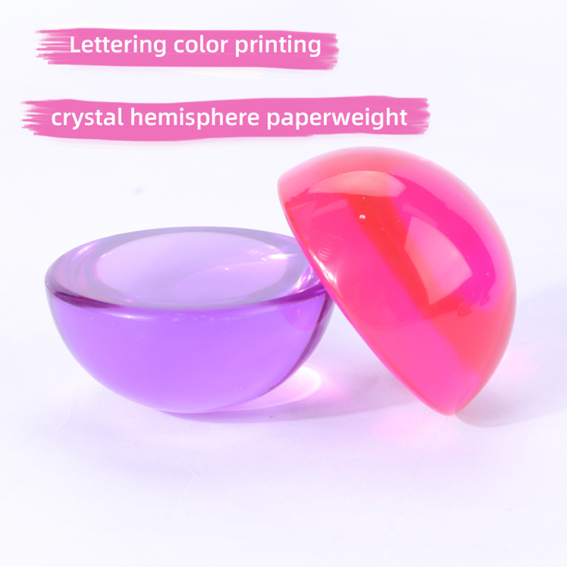 Aangepaste fengshui ornamenten huizendecoratie Clear koepel kleurrijke bol hars kristal acryl ronde halfrond papiergewicht set