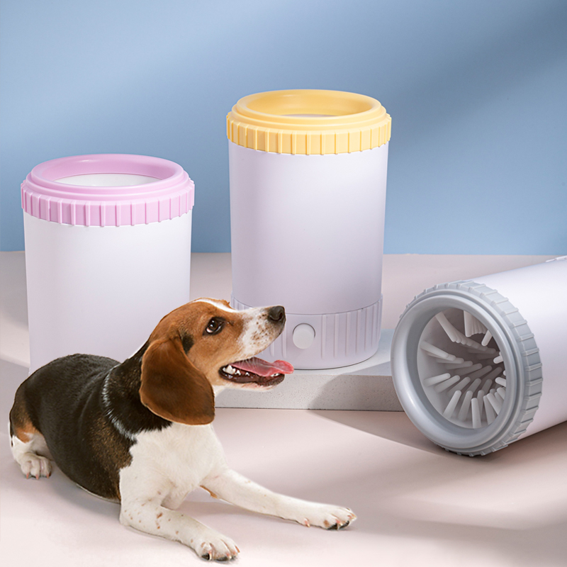 Draagbare hondenvoet wasmachine pootreiniger voor kleine en middelgrote honden met zachte siliconenharen