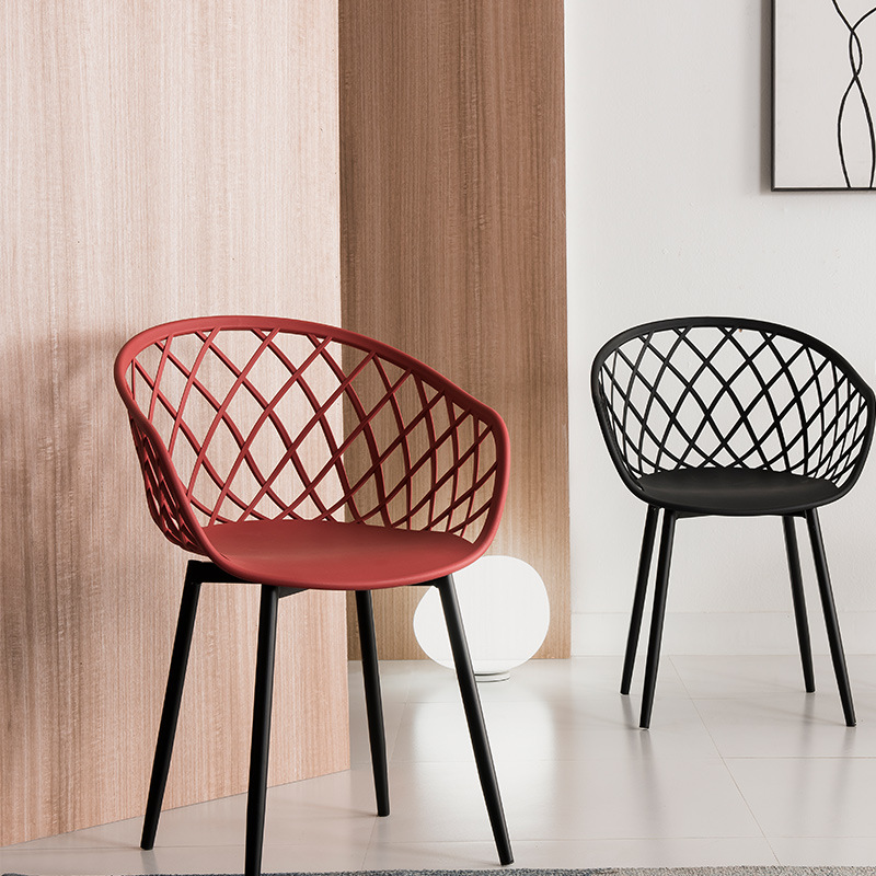 Moderne tuinmeubelen PP kunststof metalen frame chaises plastique fauteuil rode tuinstoelen