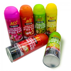 Auto professionele reiniging chemicaliën dashboard leer en bandenwas