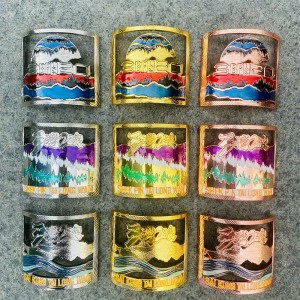 Custom Cuted Metal gegraveerde goedkope sport email Medaillema 3D Gold Metal Award UV -printmedailles