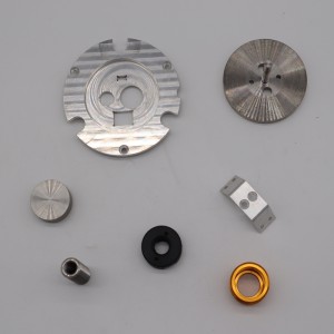 Aangepaste precisie CNC -bewerkingscomponenten