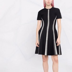 2022 Aangepaste OEM&ODM Dames trui jurk gebreide luxe vrouwen \'s trui jurk