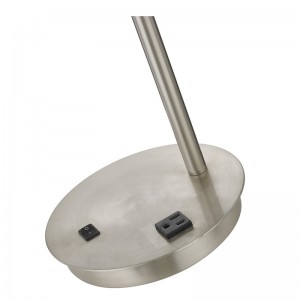 Corbel -bureaulamp met geborsteldenikkelafwerking, een op/off rocker -schakelaar en een handige uitlaatklep in de kamers