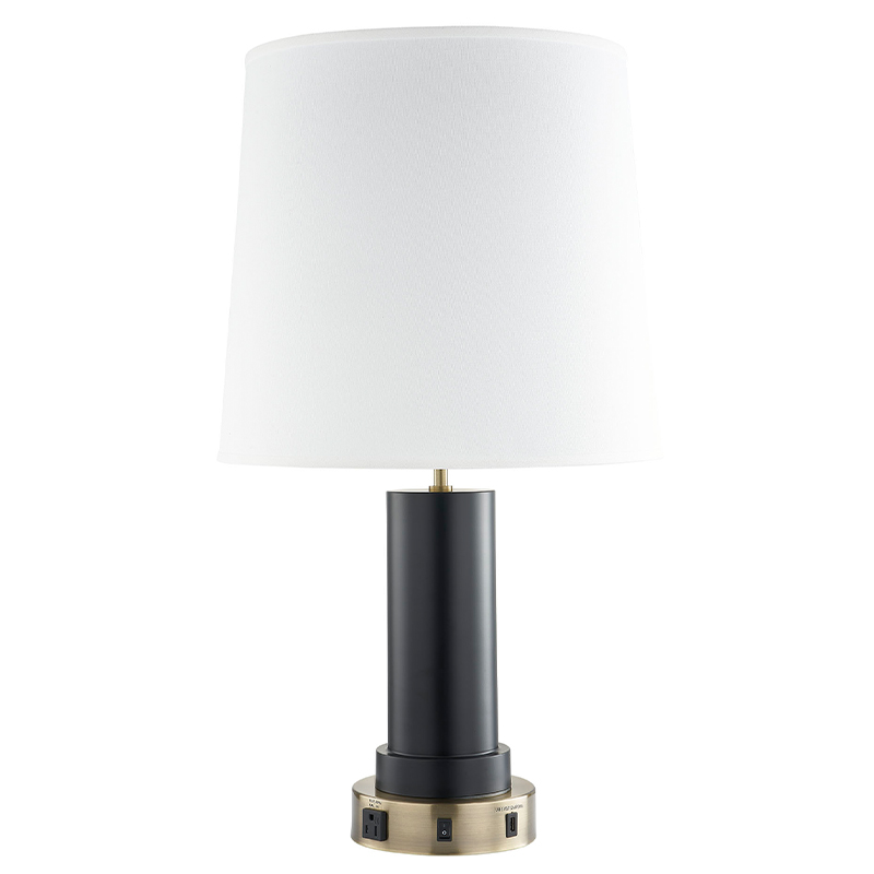 Custom Nightsand Lamp met antieke koper en zwarte afwerking, een op/off rocker -schakelaar, een handige uitlaatklep en een USB -oplaadhaven in de kamer