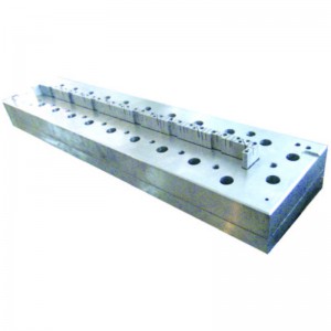 Plastic extrusiemal met een breed paneel