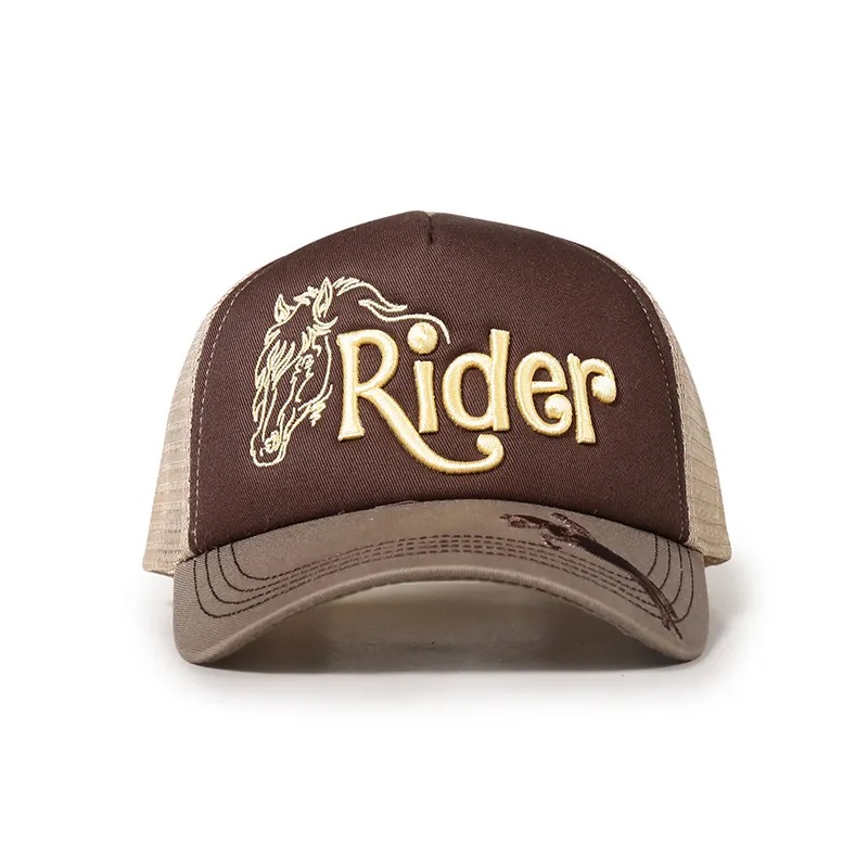 Goede kwaliteit aangepaste 3D geborduurd logo 5 paneel gorras schuim gaas trucker cap hoed voor mannen