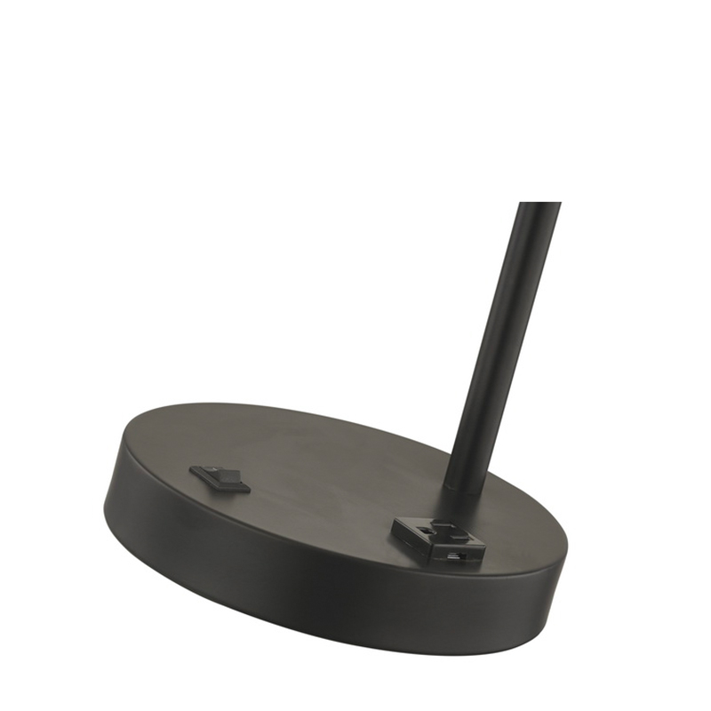 Hampton Inn Hotel Desk Lamp met een op/off rocker -schakelaar en een handige verkooppunten in de hotelkamer